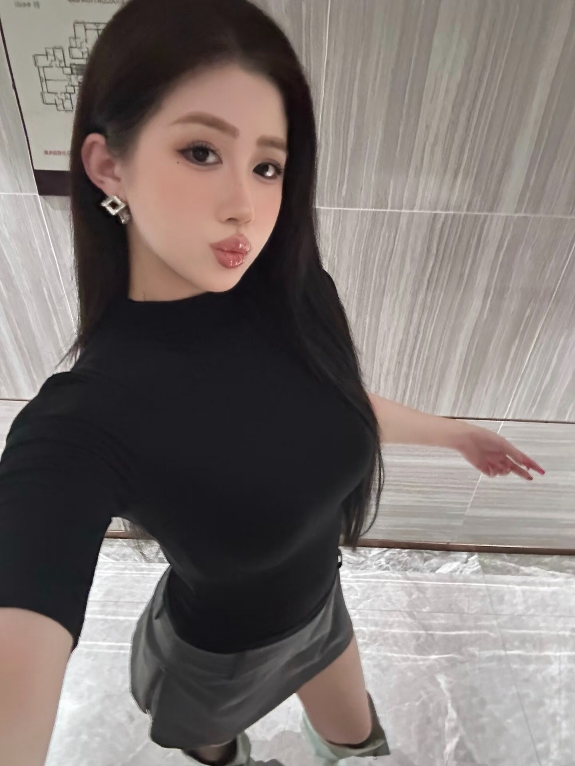 68D60C4A713E6309E6DA1619081BE512.jpg