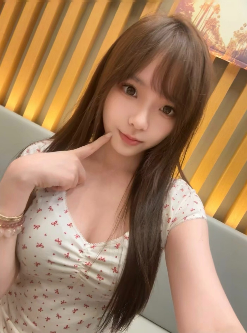 7AEE673DFFF82231AEA145C507FB0048.jpg
